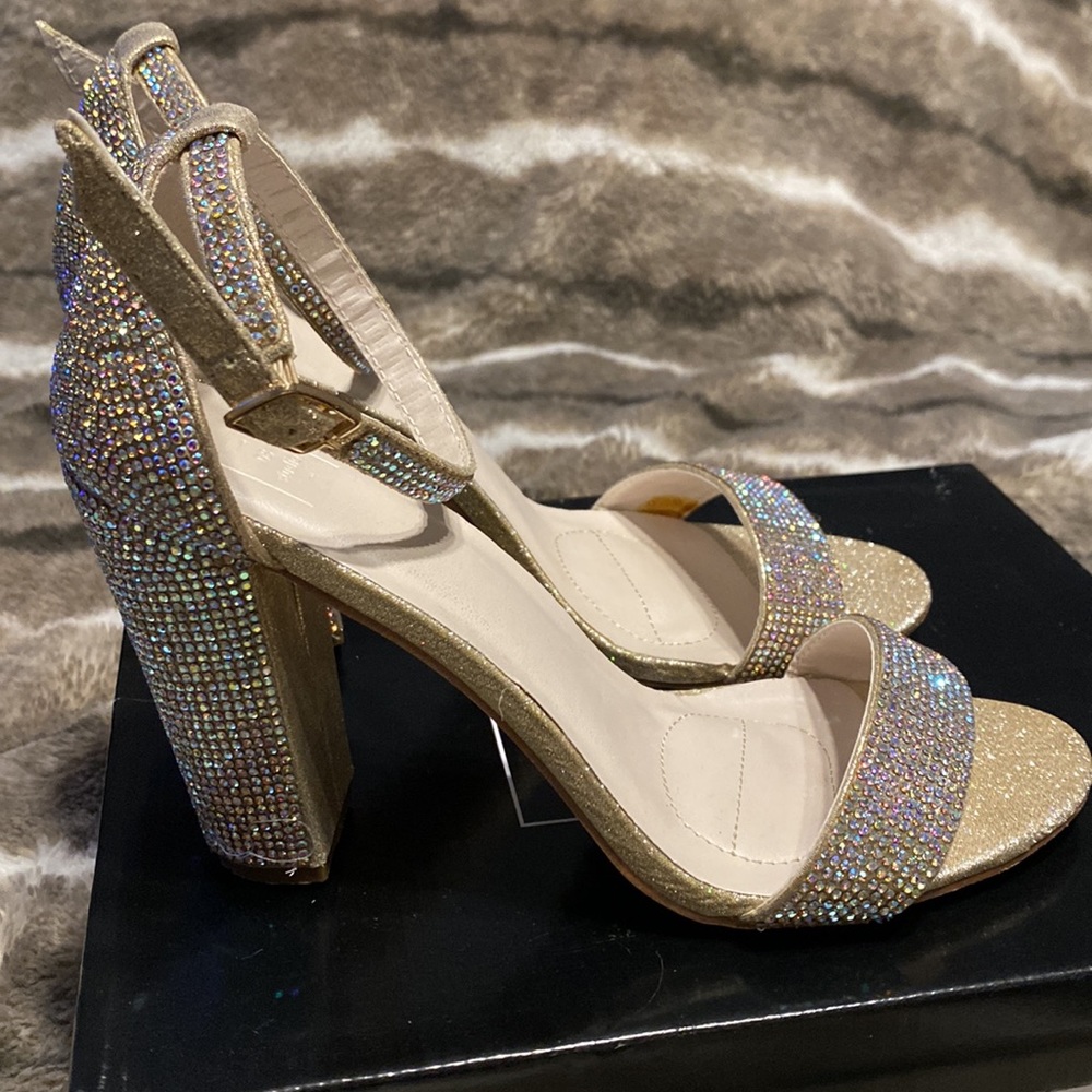 Db Studio Crystal Heel With Shimmering Accents - image 3